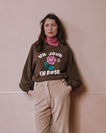 Sweat Typo - Un Jour En Rose