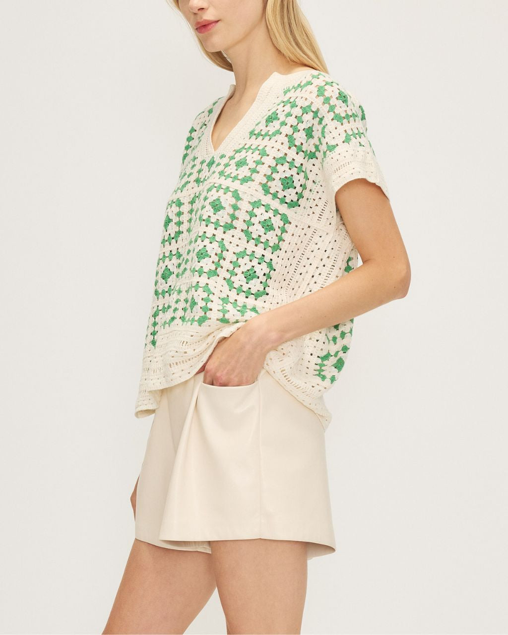 Haruka Sleeveless Crochet Top