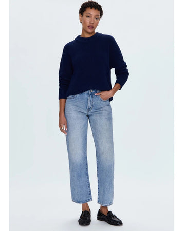 Lexi Mid Rise Bowed Straight